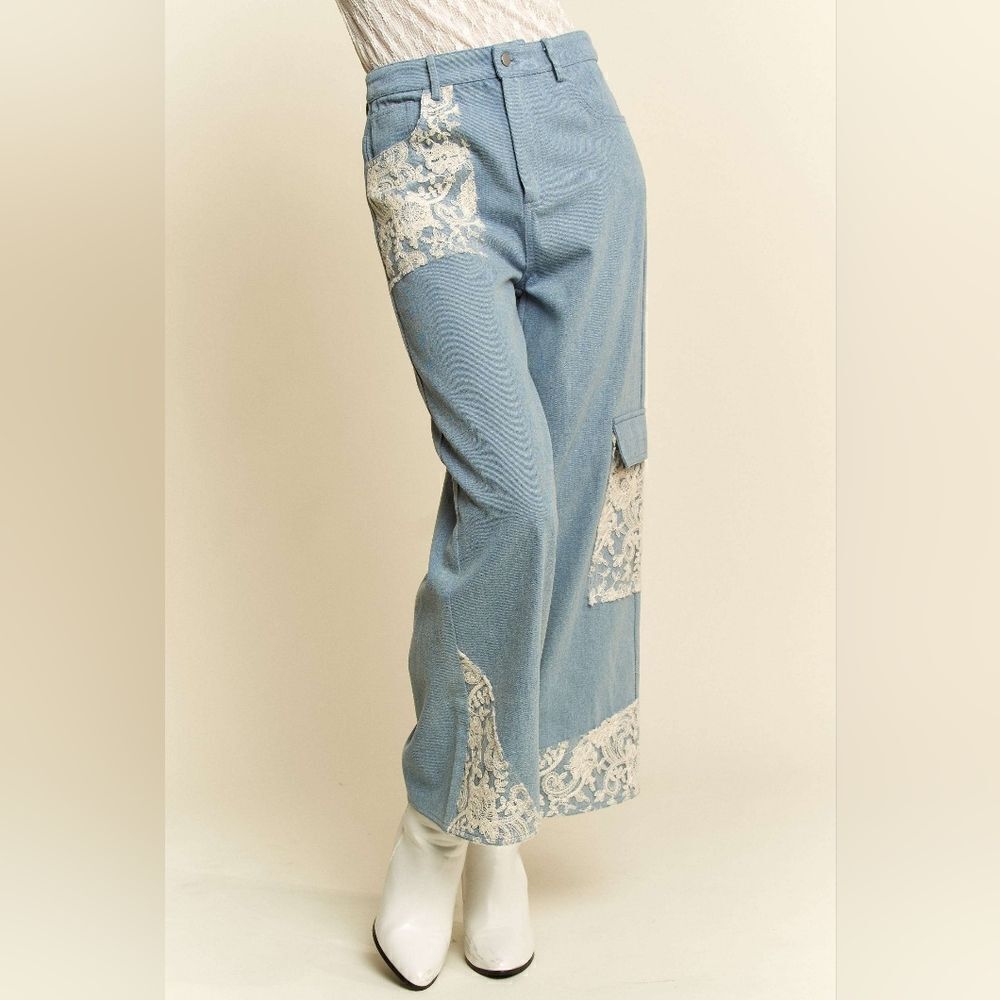 *Davi & Dani Lace Applique Wide Leg Jeans in sz M L - Picture 6 of 10